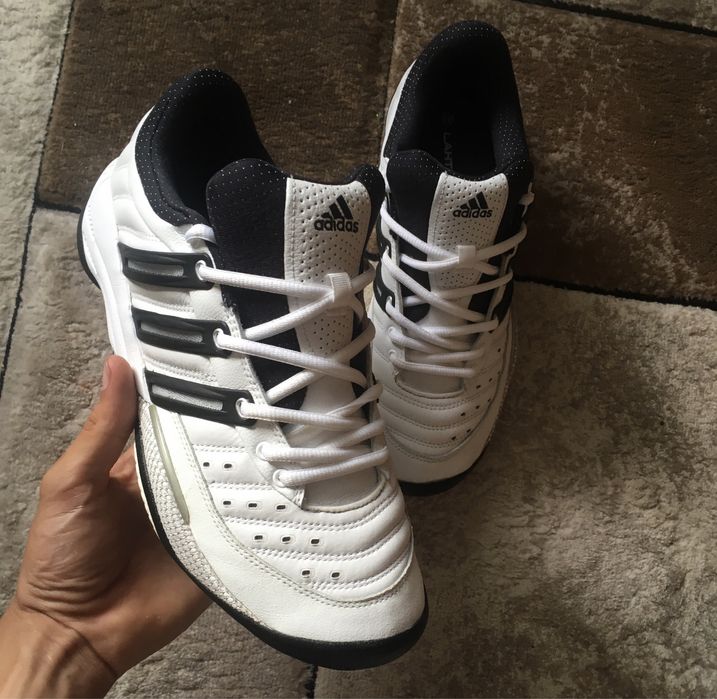 Adidasi Pantofi sport Adidas