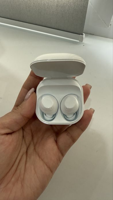 Наушники Samsung новый