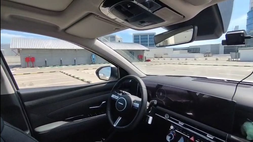 Hyundai Tucson 215CP Hybrid 4WD 6AT Luxury + set roti iarnă aliaj