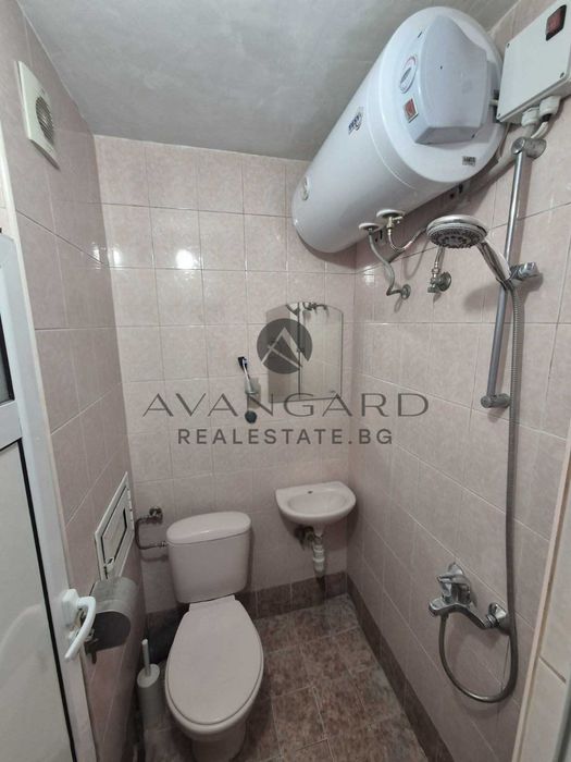 Продава се Двустаен апартамент в Пловдив, Център - 50 кв.м за 1980 €/кв.м - Снимка #5