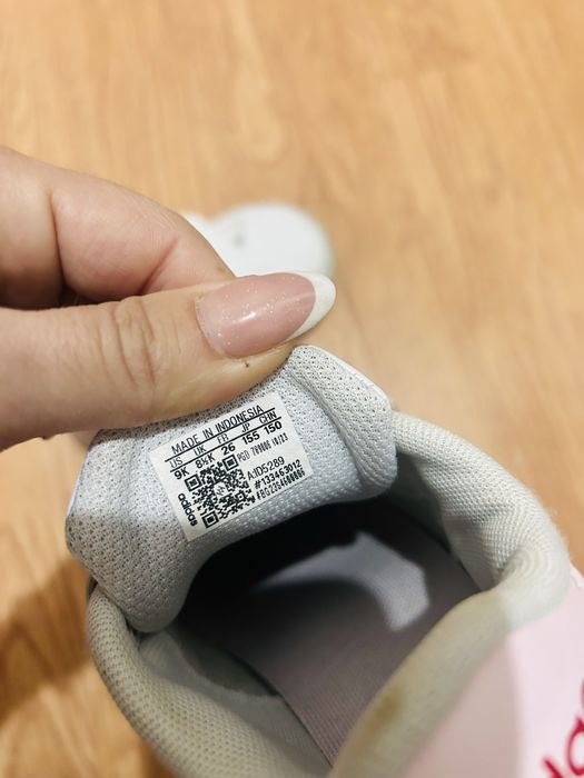 Adidas батуши и маратонки 26 номер