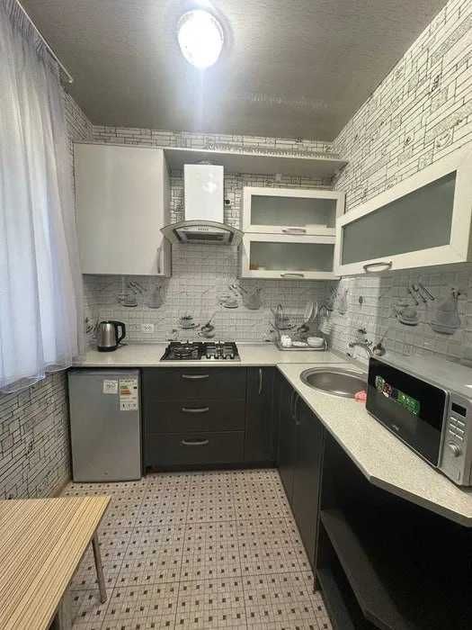 Сдаётся 2ком квартира на Чиланзарский 12-квартл ор-н Метро Чиланзар