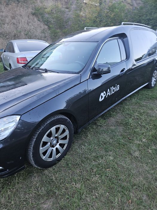 Dric funerar Mercedes E 220