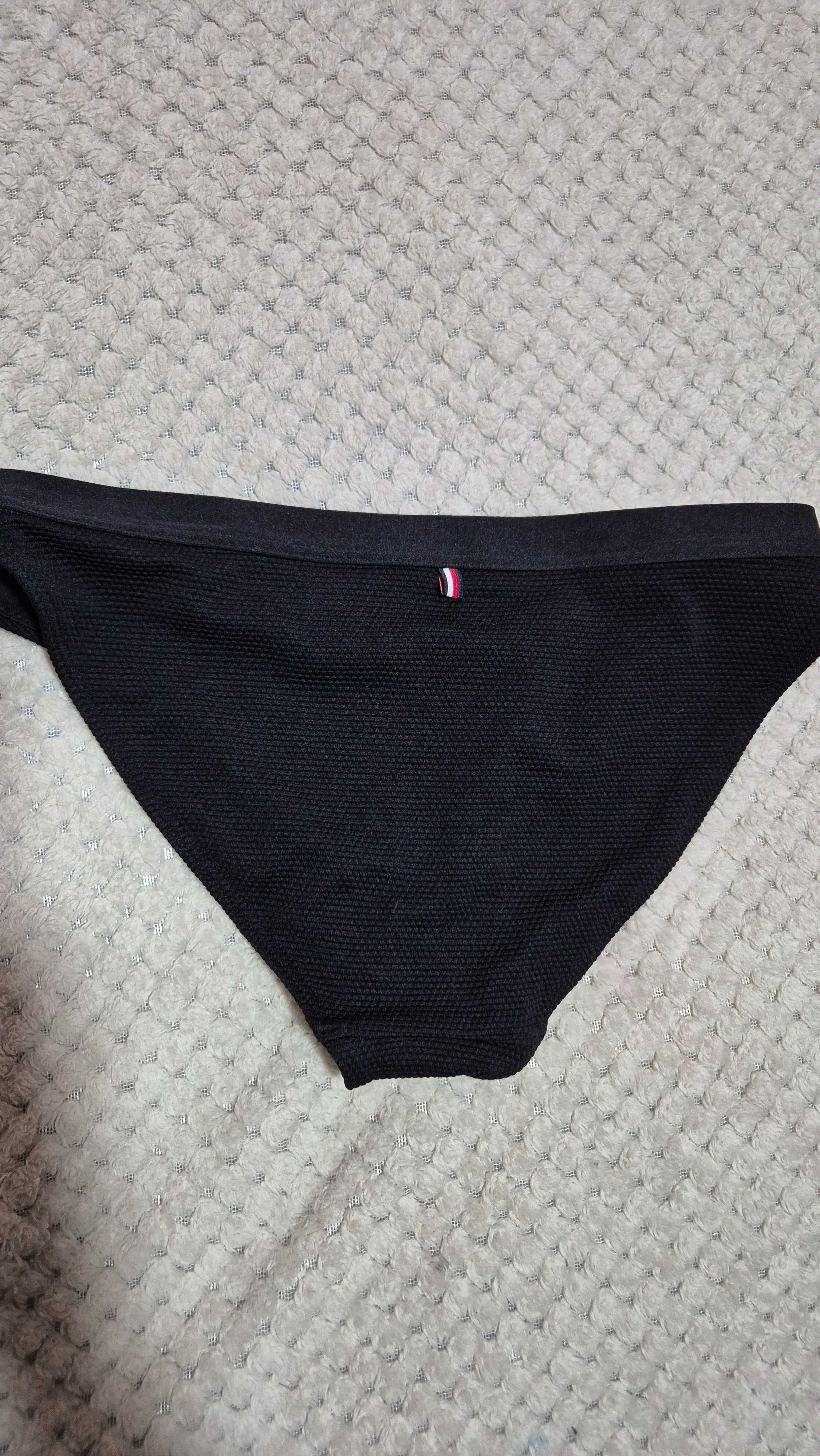Оригинално долнище на бански Tommy Hilfiger