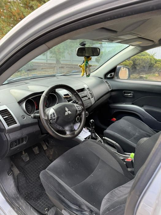 Mitsubisi  2000 diesel