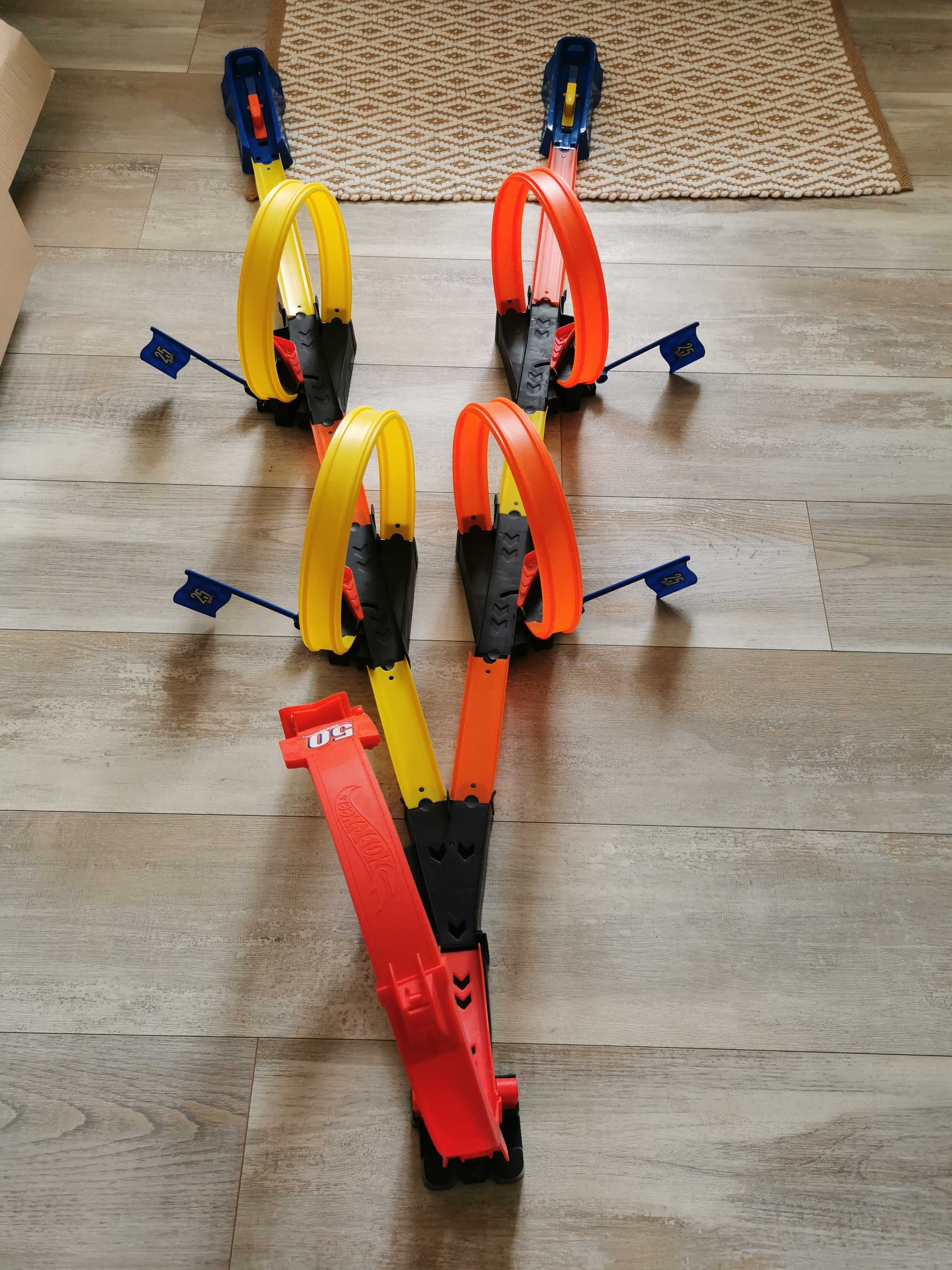 Писта Hot Wheels