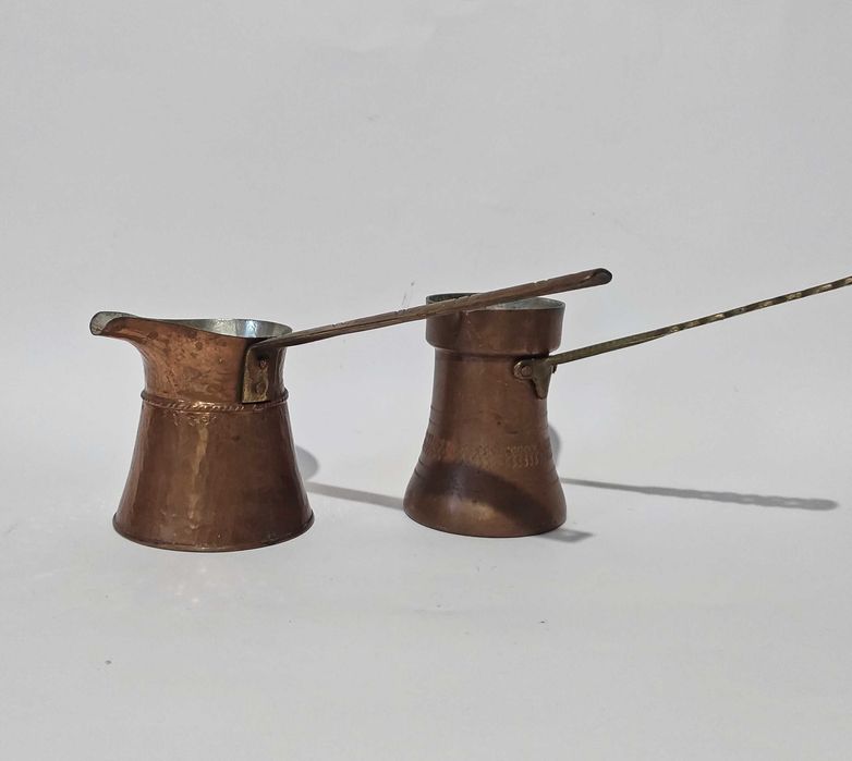 Стари медни съдове за готвене