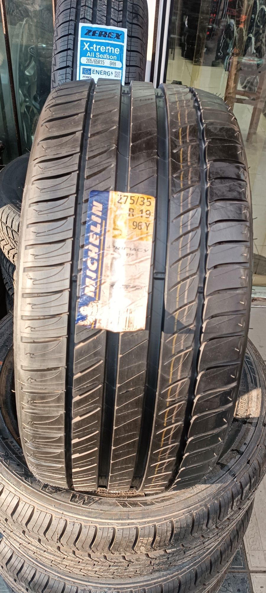 Michelin balon 275/35R19 drift uchun kotta matorli moshinalaga