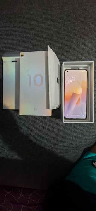 Vând Xiaomi Mi 10 Coral Green 5G