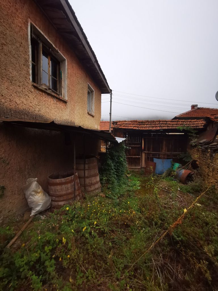 Продава се Къща в с. Малиново, Област Ловеч - 100 кв.м за 255 €/кв.м - Снимка #11