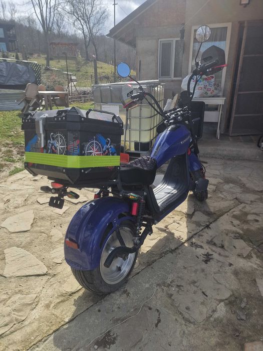 Scuter electric yndiana este  un scuter cu o aitonomie de 80Km !!