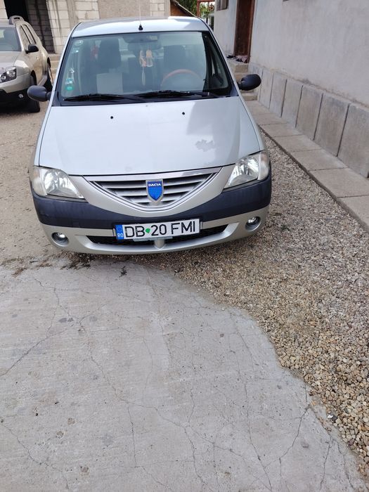 Vând Dacia Logan 1.4