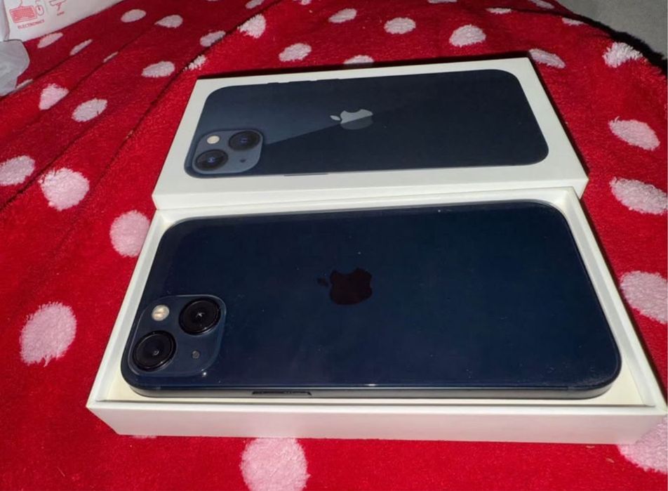 Iphone 13 128 gb full  box