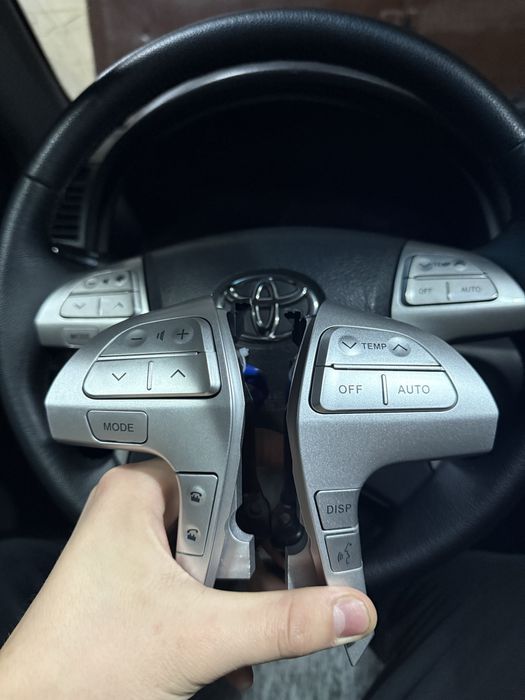 Кнопка руля мульти руль камри 40-45