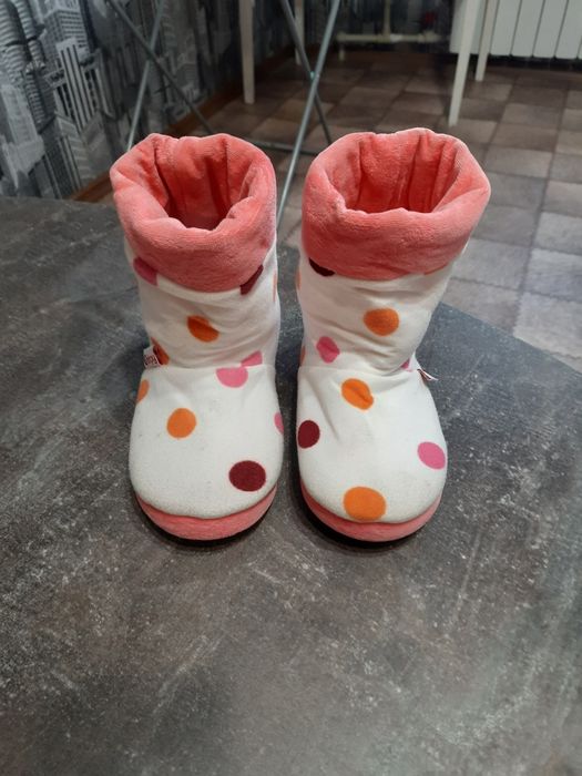 Домашние детские уги