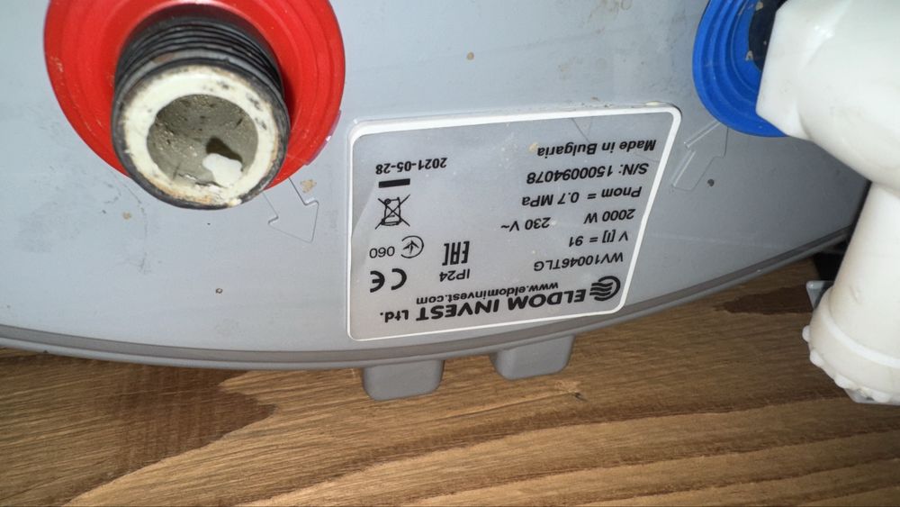 Boiler electric cu panou solar