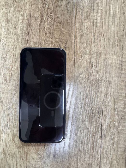 Продается Iphone 13