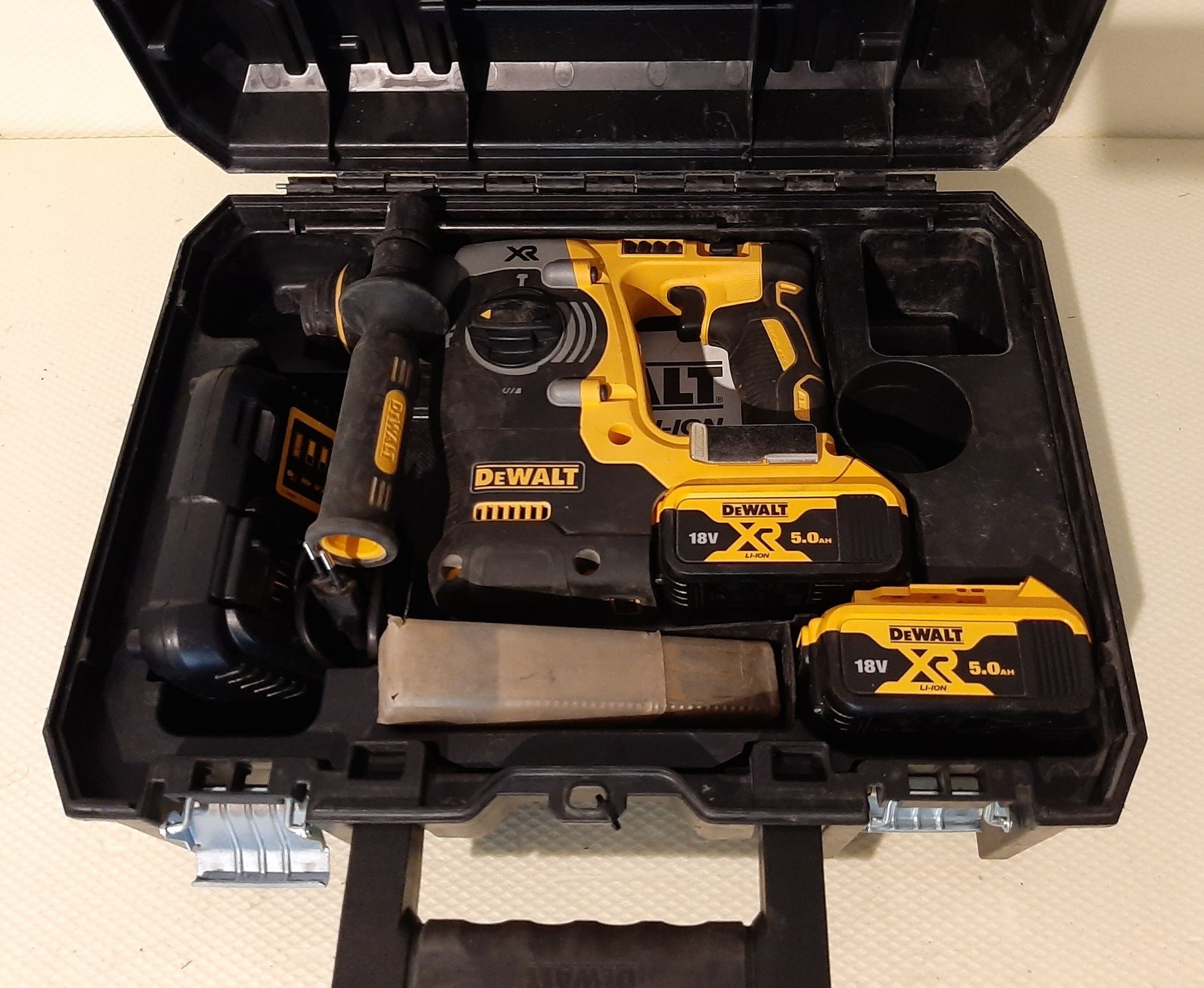 Dewalt DCH273 rotopercutor sds+