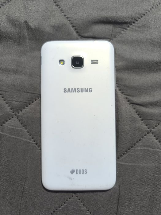 Vând Samsung Galaxy j3