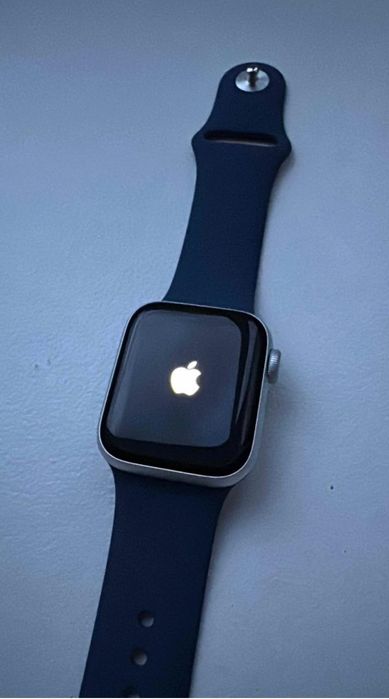 Apple Watch SE GPS Gen.2 (размер 40 мм), цвет [серебристый-синий ] в о