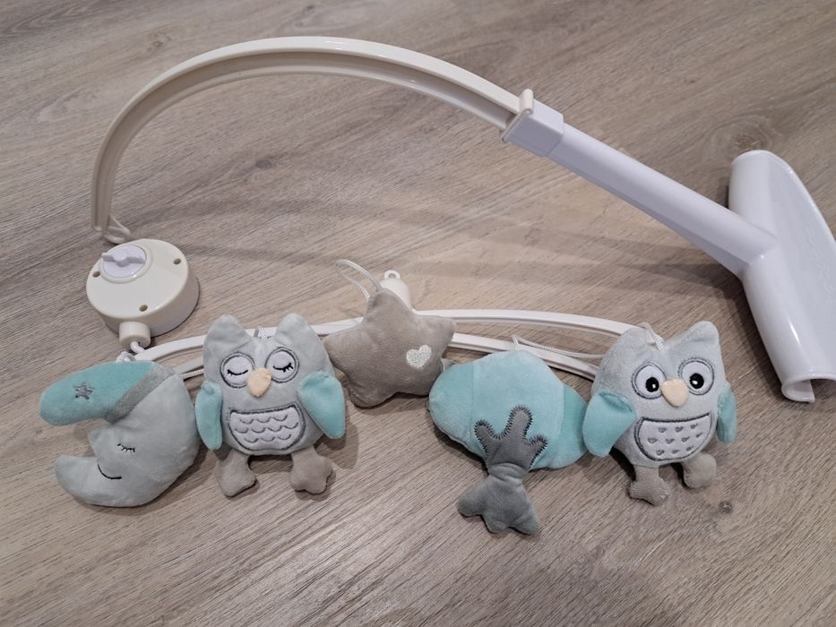 Carusel muzical bebe