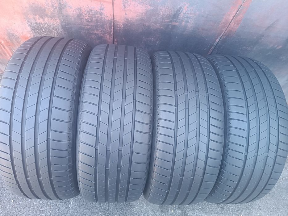 215/45/17 Bridgestone