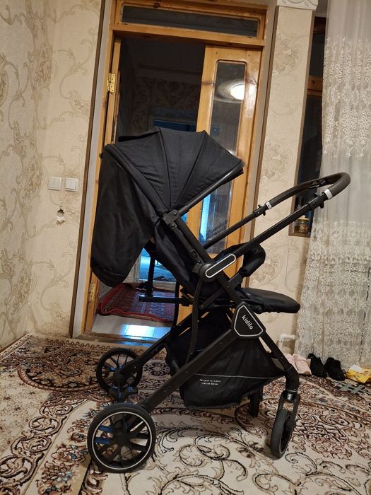 Коляска для младенца