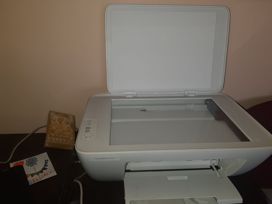 Hp multifuncțional xerox color  /negru
