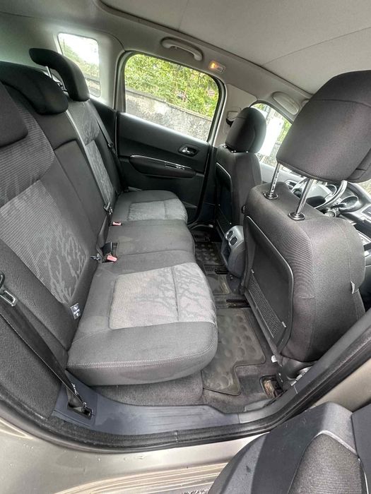 Vând peugeout 3008 1.9 diesel euro 5