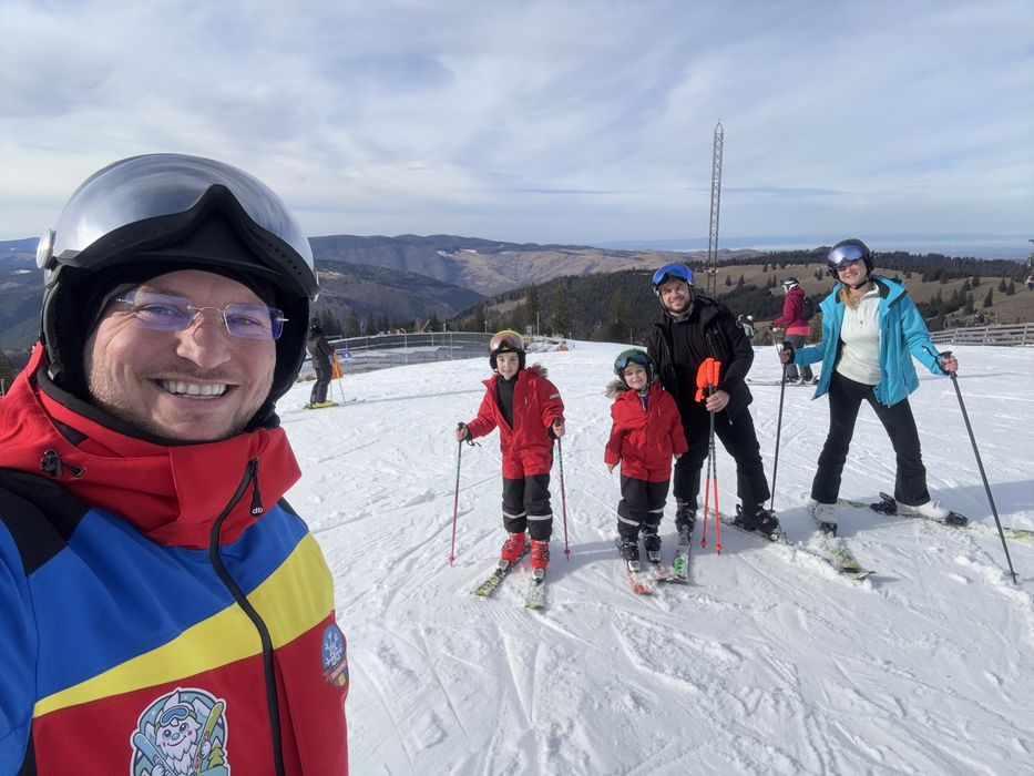 Scoala de ski instructaj cursuri instructor paltinis sibiu  snowboard