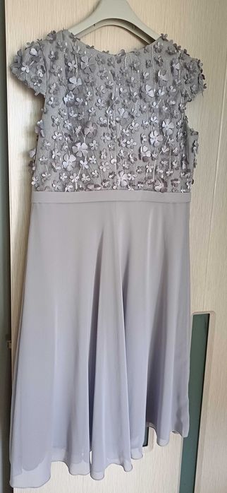 Vand rochie de ocazie