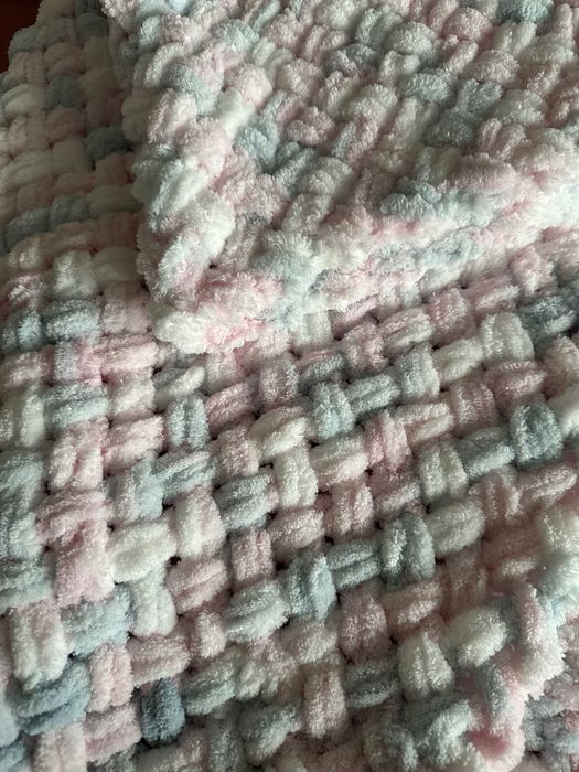 Ръчно плетено одеяло