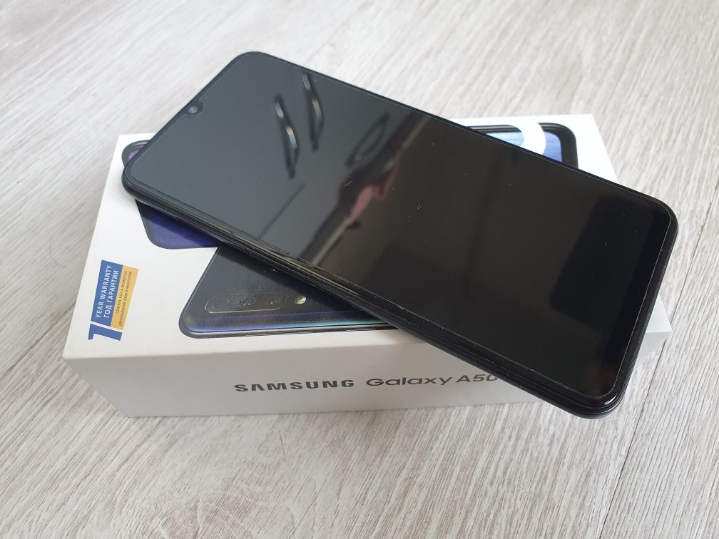 Продам Samsung galaxy A50 64gb