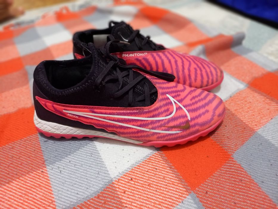 Футбольный сараканожка размер 36