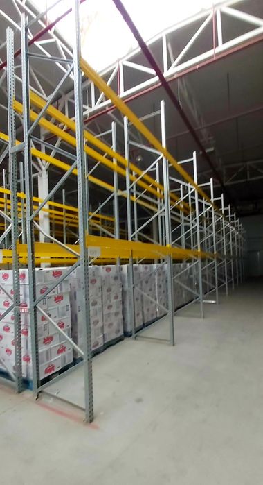 Rafturi metalice pentru depozitare europaleti