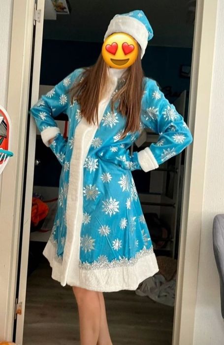 Новогодний костюм снегурочки