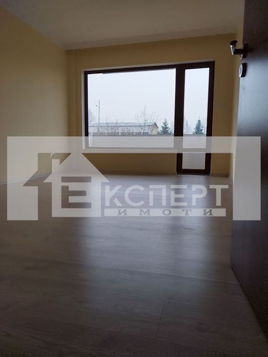 Продава се Тристаен апартамент в Пловдив, Тракия - 70 кв.м за 1608 €/кв.м - Снимка #1