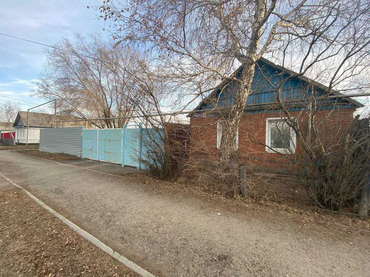 Продаётся дом в р-не Западный.
