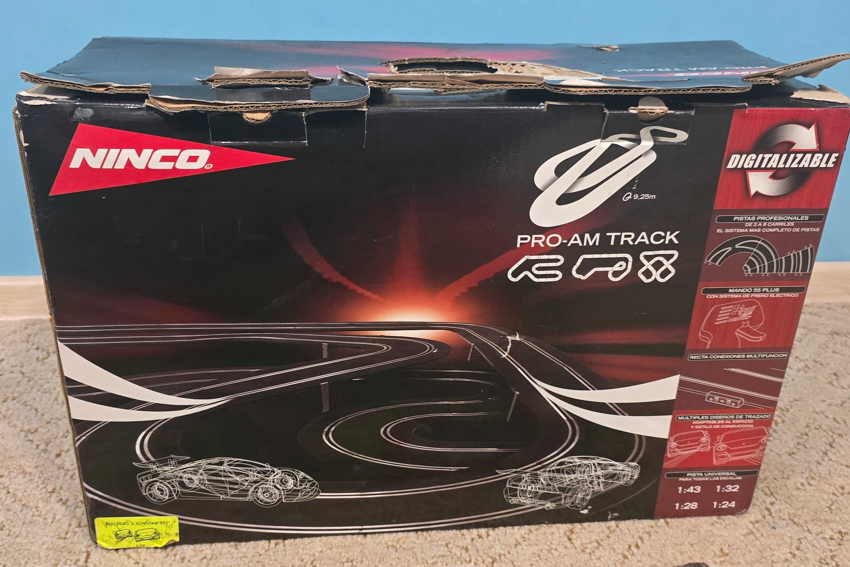 NINCO Pro-Am Track Slot Car Set