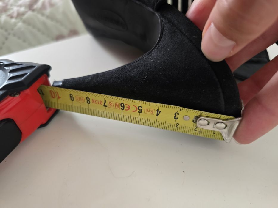 Дамски обувки с ток