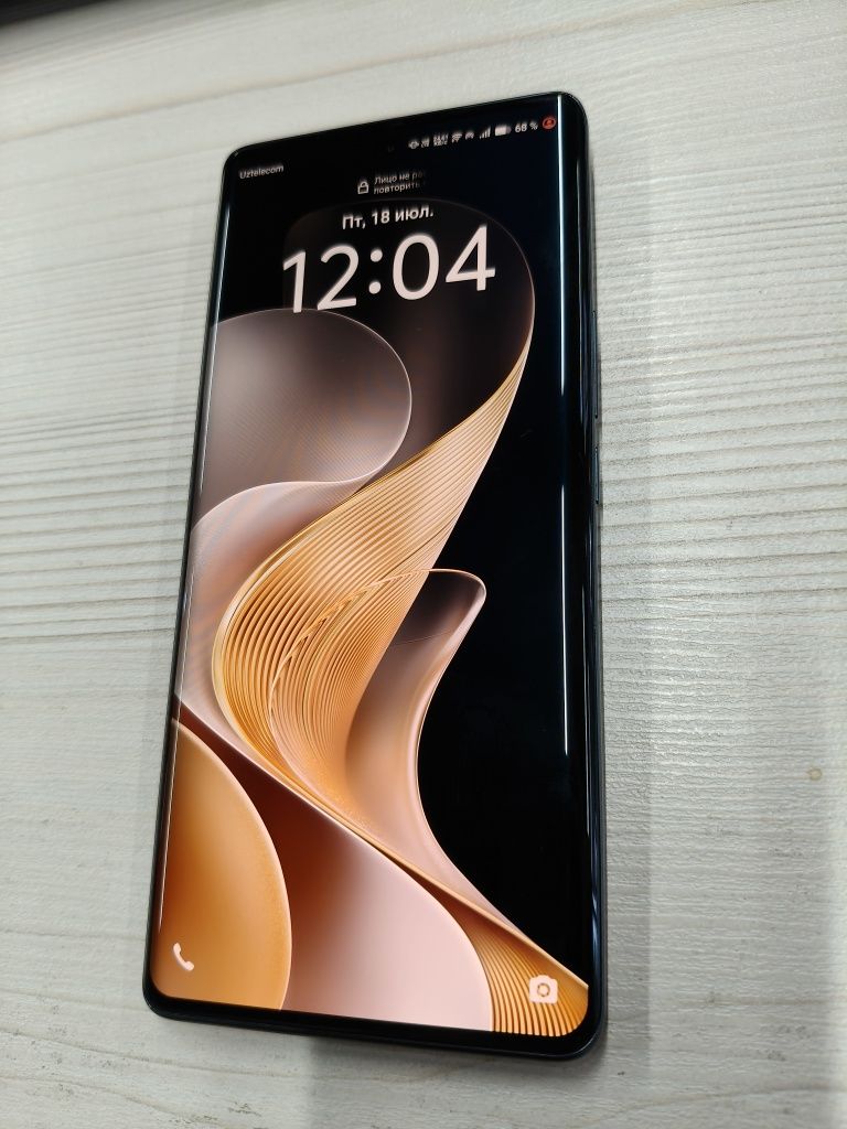 Vivo V40 sotiladi sastayaniyasi zor karobkasi yoq