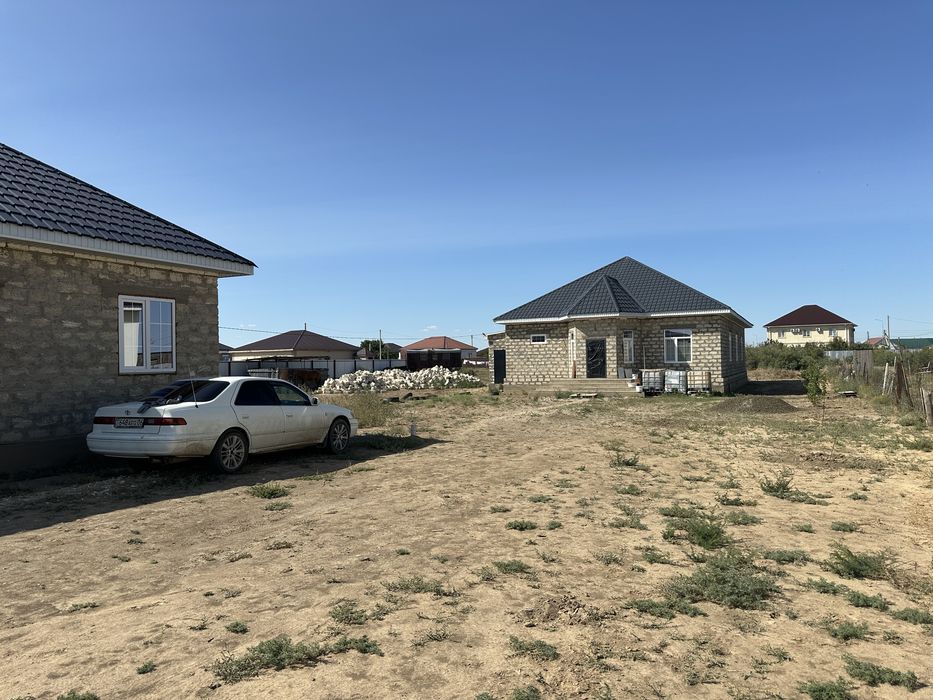 Большой Дом с времянкой