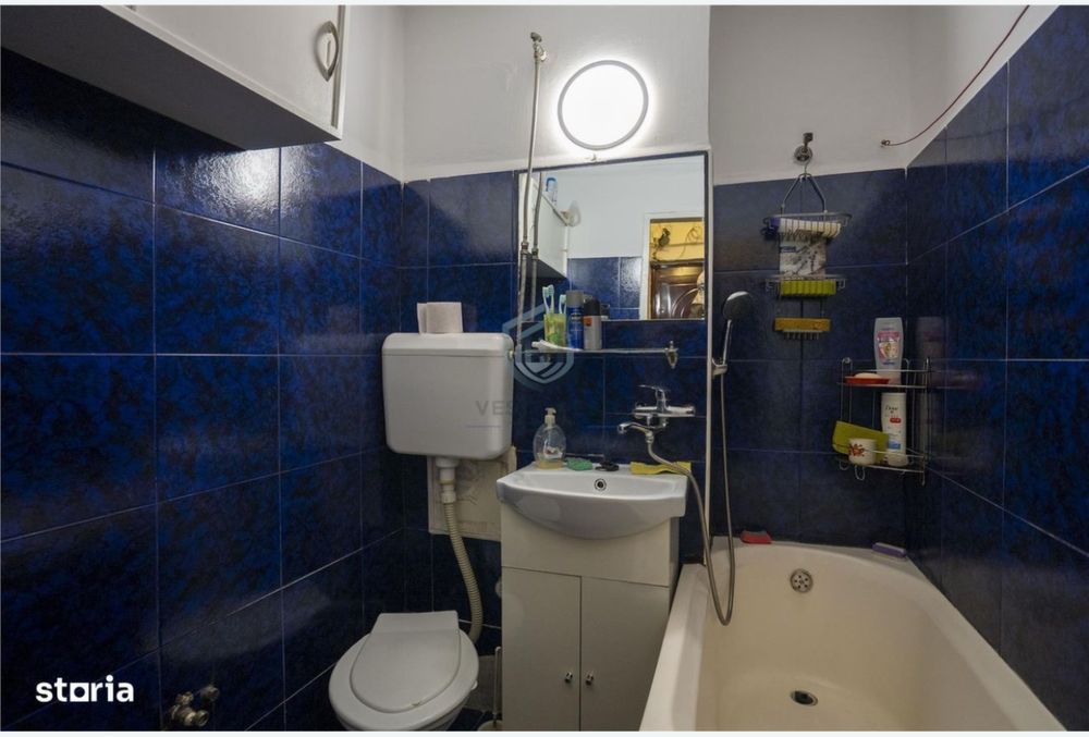 Închiriez garsonieră