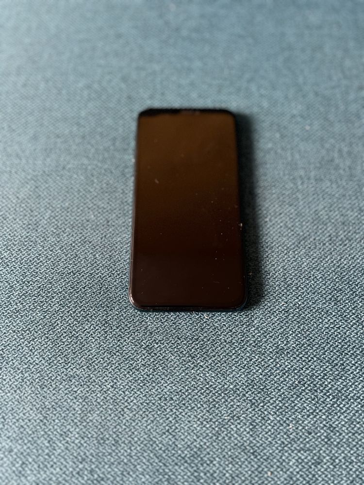 IPhone 11 Pro - неработещ дисплей