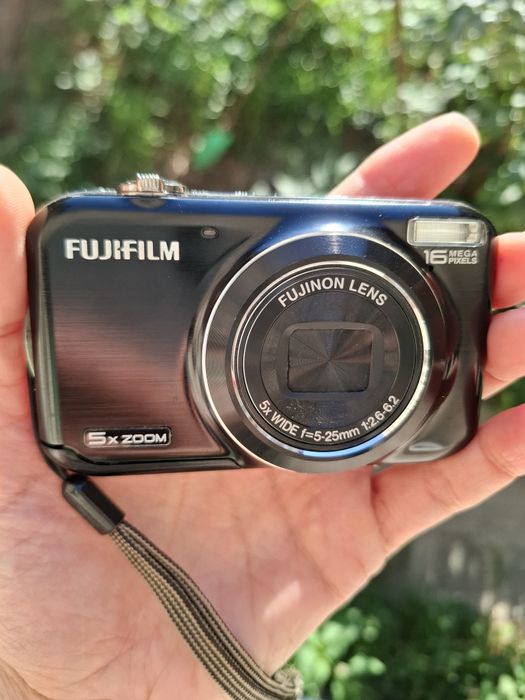 Компактен дигитален фотоапарат FUJIFILM FinePix JX350