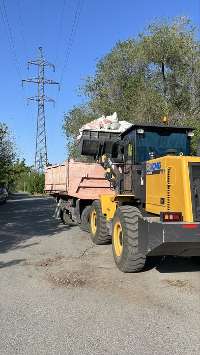 Услуги погрузчик 2 куб