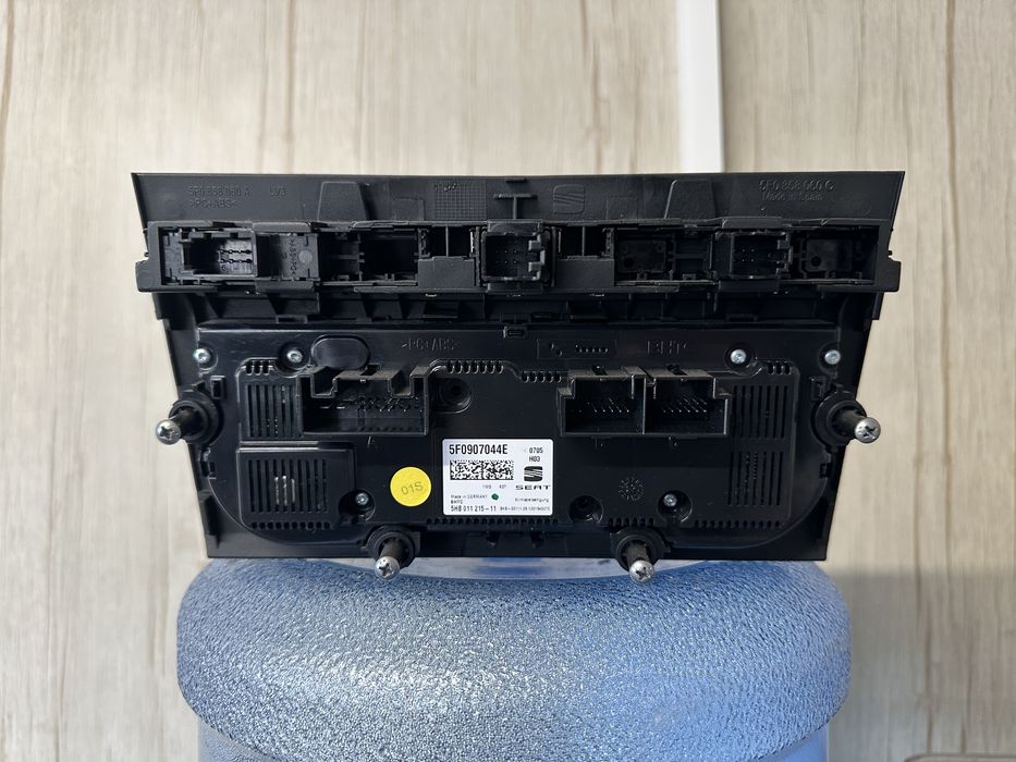 5F0 907 044 E Управление климатроник за Сеат Леон 5F след 2012г!