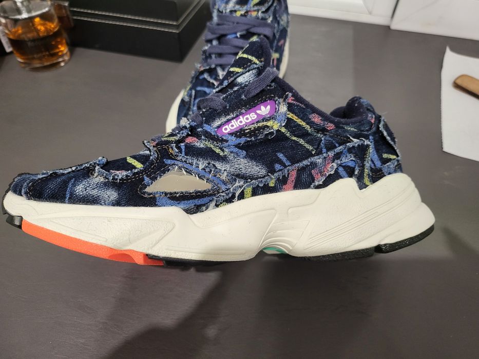 Високи кецове Pepe Jeans/маратонки Adidas