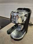 Кафе машина Delonghi