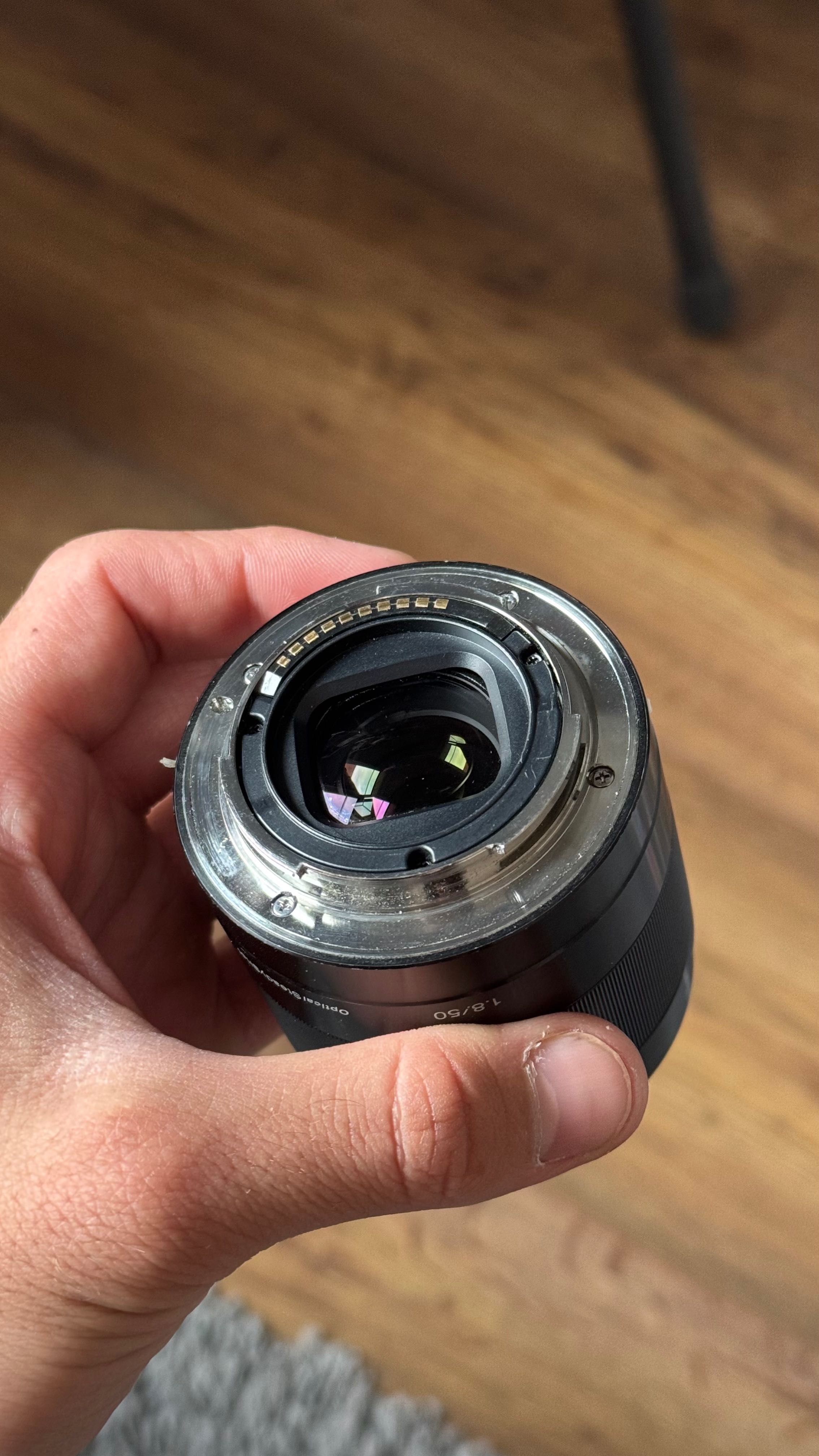 Sony SEL 50mm f / 1.8 E-mount